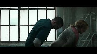 Пасынок отодрал престарелую мать в очках в киску в подсобке